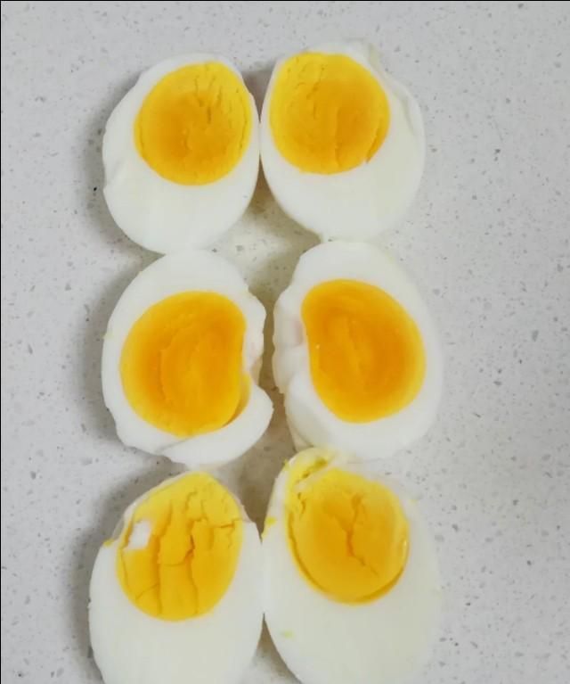 鸡蛋要煮多久最好剥壳？图2