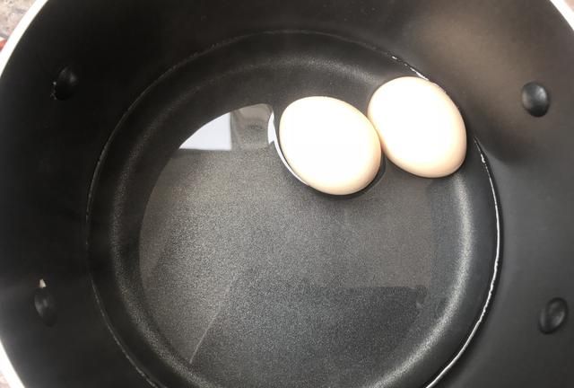 鸡蛋要煮多久最好剥壳？图6