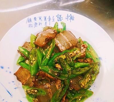 妈妈最拿手的云南菜-青椒爆炒秘制酱肉，被我偷学到了