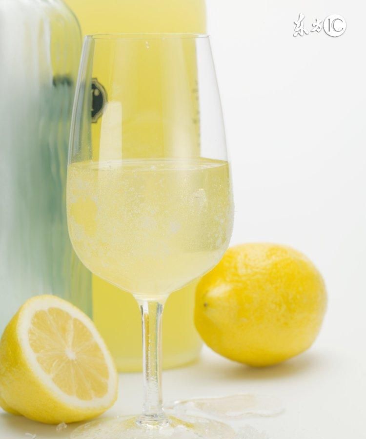 柠檬泡酒的功效和作用图4