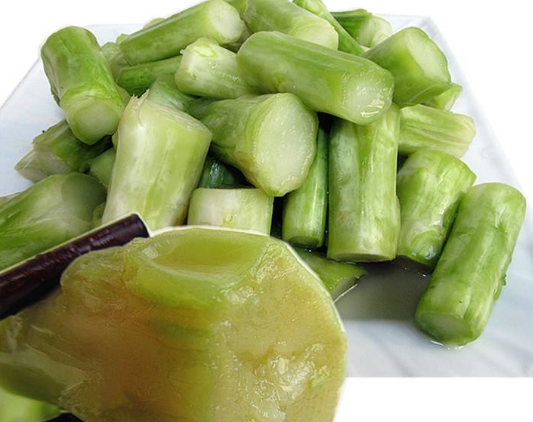 奇食之旅：浙江绍兴传统美食“蒸双臭”，苋菜梗中有美味“骨髓”