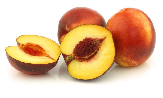 壹邦小知识：油桃里面是褐色外面没坏能吃吗？油桃硬的好还是软的
