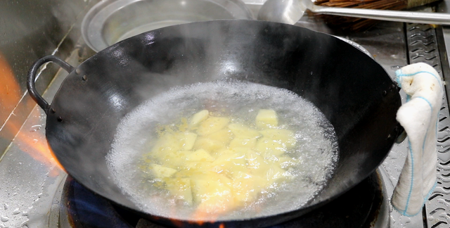 土豆最好吃的5种做法，简单营养，鲜香味美，学会了做给家人吃吧