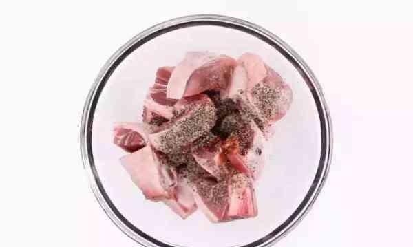 八种猪蹄最好吃的做法来了，满满胶原蛋白！皮肤变白白