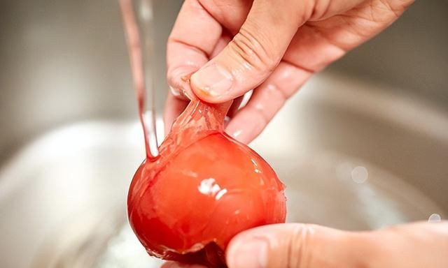 如何正确冷冻西红柿 延长到两周的番茄保存技术 疫情囤蔬菜技巧