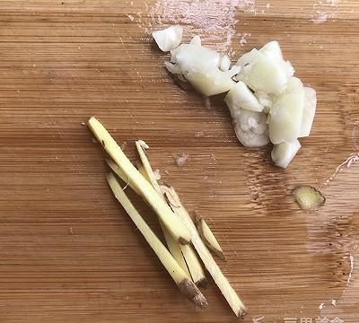 虾油炒白菜（附虾油做法）