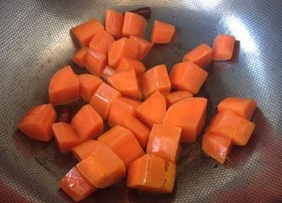 胡萝卜排骨汤图5
