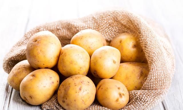 土豆怎么做好吃？分享3种家常做法，全都很好吃