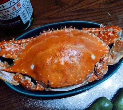 第一次做清蒸海蟹就一致好评，从此做菜就有了自信