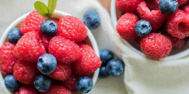 科学研究表明：吃蓝莓或许能改善记忆、提升情绪
