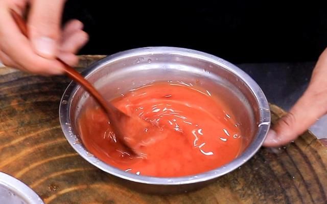 糖醋茄子正确做法，掌握一个关键技巧，入口酥脆又酸甜，简单易学