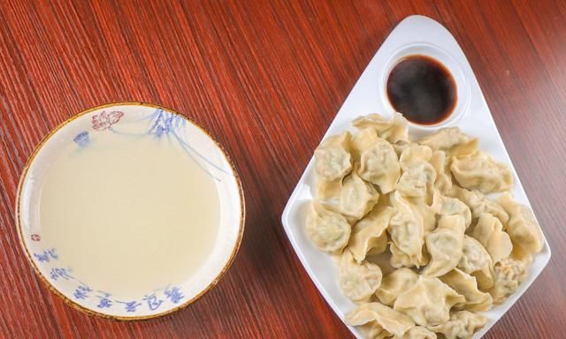 茴香饺子在家做，厨师长详述，和面、打馅、包制手法，绝对学的会