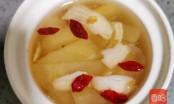 化痰止咳的汤在家就能做，食材很常见，喝下这一碗，比喝药都有效