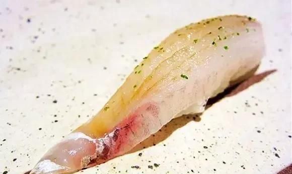 32种经典寿司用海鱼大合集，都吃过这些鱼生的算土豪
