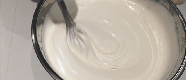 奶茶上的奶盖怎么做？终于找到一个适合在家自己做的奶盖教程啦