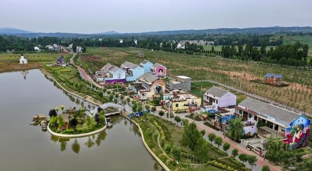 陕西洛南：铺满鲜花的玫瑰小镇，人均收入8000元实现整体脱贫