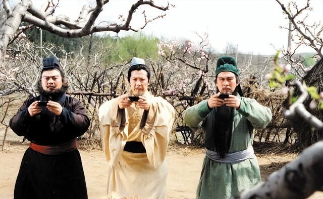 近30年口碑最好的10部历史剧，陈宝国独占2部，《雍正王朝》仅第5