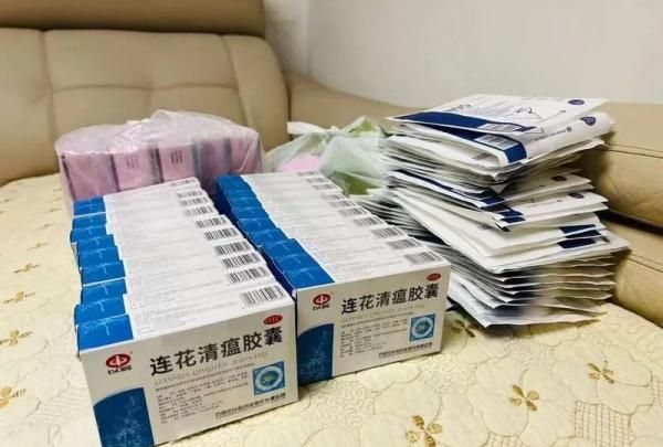 这些药从柳州“人肉”背到北京，“一瓶药瞬间变成了十瓶”