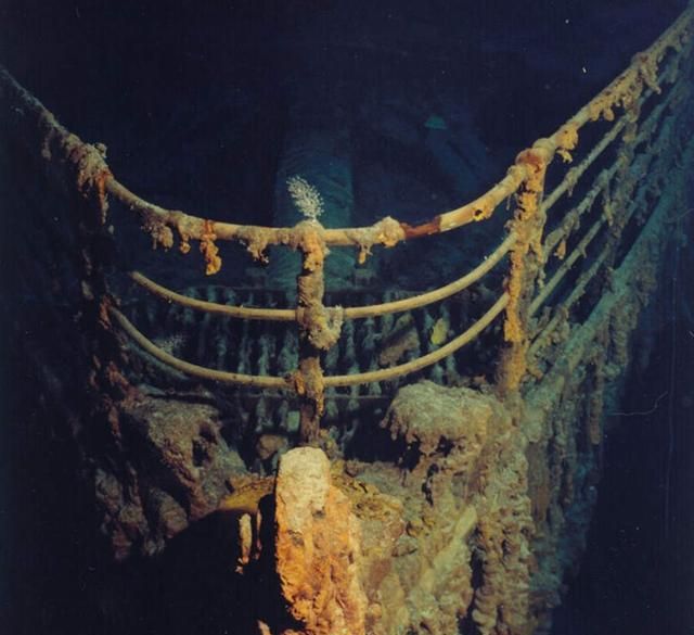 泰坦尼克号沉船最新照：残骸被慢慢“吃光”，专家预测2030年消失