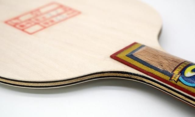 乒乓球拍大有讲究，木材材质决定技术和打法