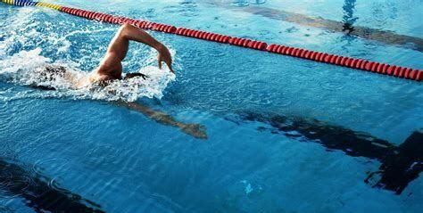 想学好自由泳一定用得上它——自由泳学习的标准流程