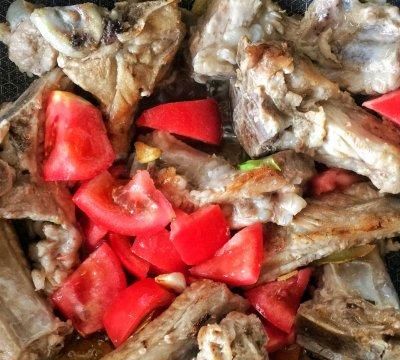 超级解馋的‼️番茄玉米～莲藕排骨汤