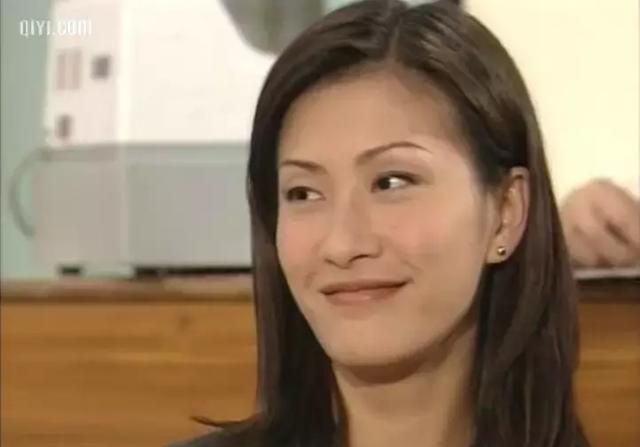 与蔡少芬齐名，二婚隐退、复出被嘲，TVB高知女神陈慧珊傲然依旧