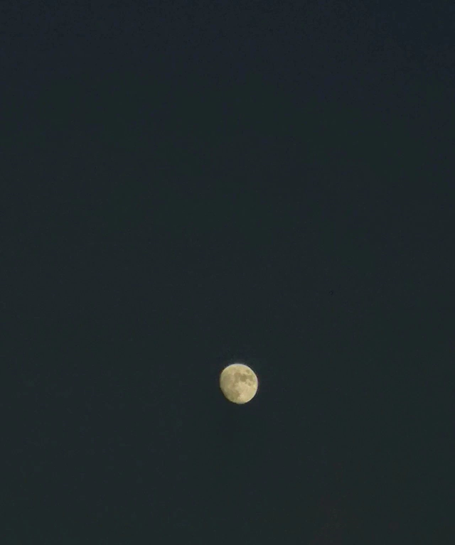 摄影技巧：中秋节，手机怎么拍超级大月亮？（分享）