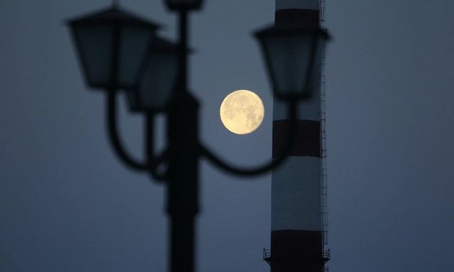 摄影技巧：中秋节，手机怎么拍超级大月亮？（分享）