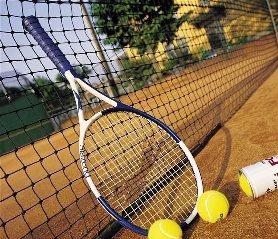 初学者购买专业网球拍是否适合？