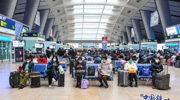 “新十条”出台，北京的火车站现在怎么样了？
