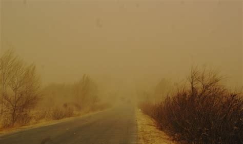 北京为什么会有沙尘暴天气图3