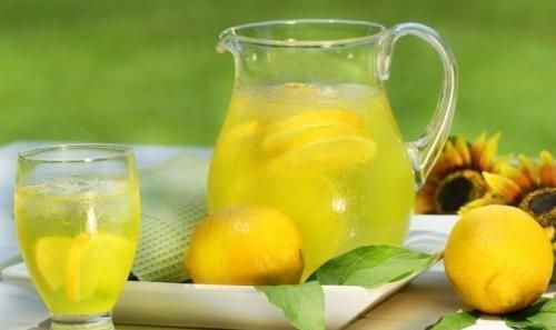 怎样做出好喝的柠檬水(如何自己做出好喝的蜂蜜柠檬水)图15