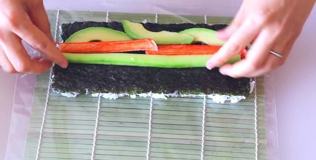 吃了20多年寿司才知道，原来寿司的做法这么简单，这也太简单了吧