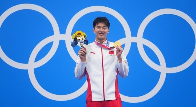 奥运会上中国都得了哪几项金牌(此次奥运拿两枚金牌的有哪几个人)图1
