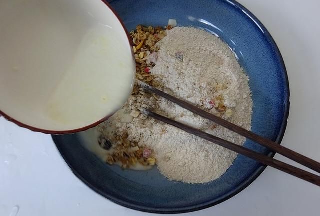 燕麦红枣小馒头，粗中有细最养人，简单好做，吃一口就放不下
