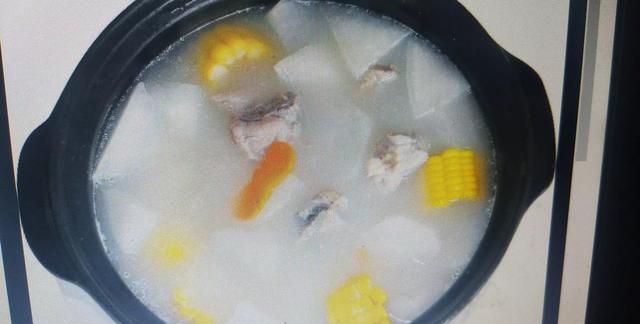 猪筒骨煲汤的做法大全,猪头骨和猪筒骨煲汤区别图7