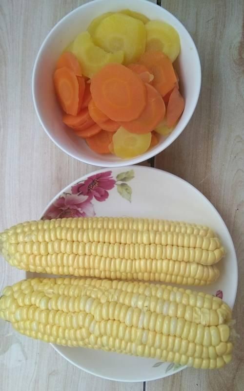 玉米胡萝卜汁怎么做图5