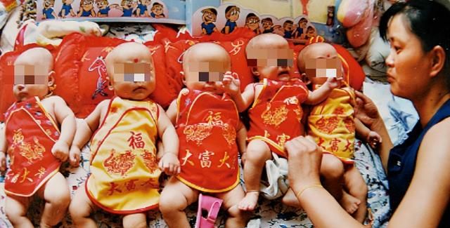 中国首例5胞胎长大了，个个年满20岁，现状曝光让人唏嘘……