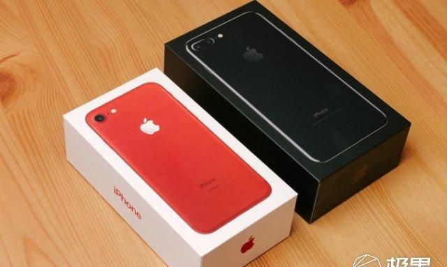 细细把玩了红色iPhone7后，终于知道卖不出去的原因了