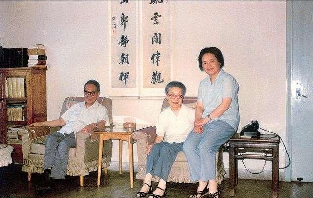 被尊称为“先生”的杨绛105岁因病去世，唯一的女儿现状如何