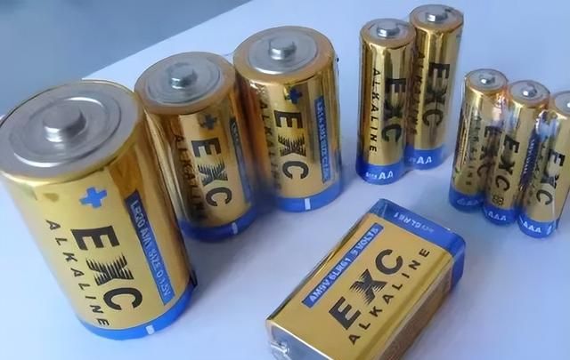 什么是干电池，干电池电压一节多少伏？