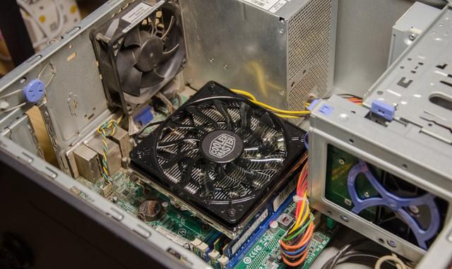 修电脑不求人，自己动手换CPU散热器，T520篇！
