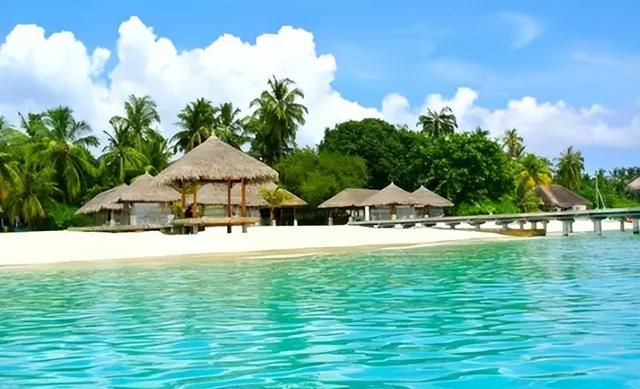 美丽的蓝色热带岛国，你喜欢吗？