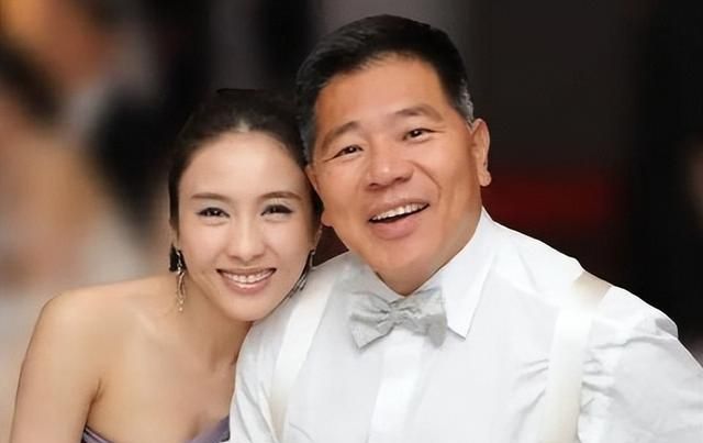细数女星的大龄老公，王紫璇比老公小34岁，刘诗诗吴奇隆相差17岁
