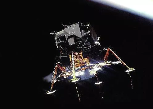 嫦娥四号进入第21月昼工作期！盘点那些年人类吟唱的月亮之歌