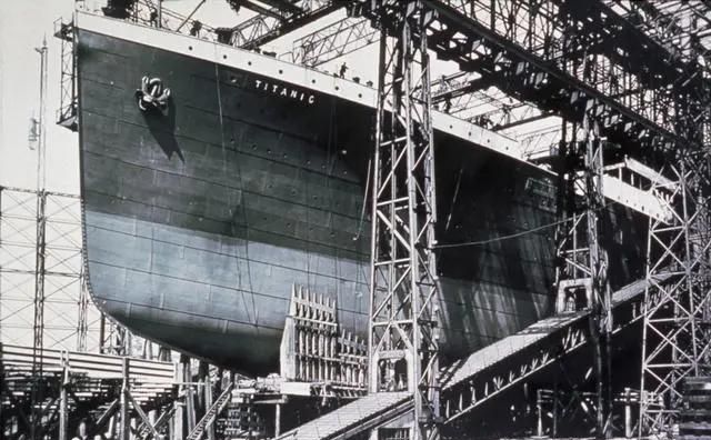 泰坦尼克号沉没110年，船上“财宝”数不胜数，为何一直没打捞？