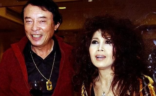 两首歌叱咤日本42年，和林青霞做闺蜜、嫁给赛车手，她才是真潇洒
