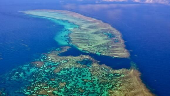 澳大利亚十大著名旅游景点，大堡礁是全球最大的珊瑚礁