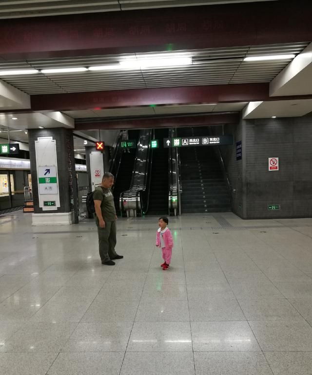 中国轨道交通的一个里程碑：北京地铁6号线、8号线的南锣鼓巷站